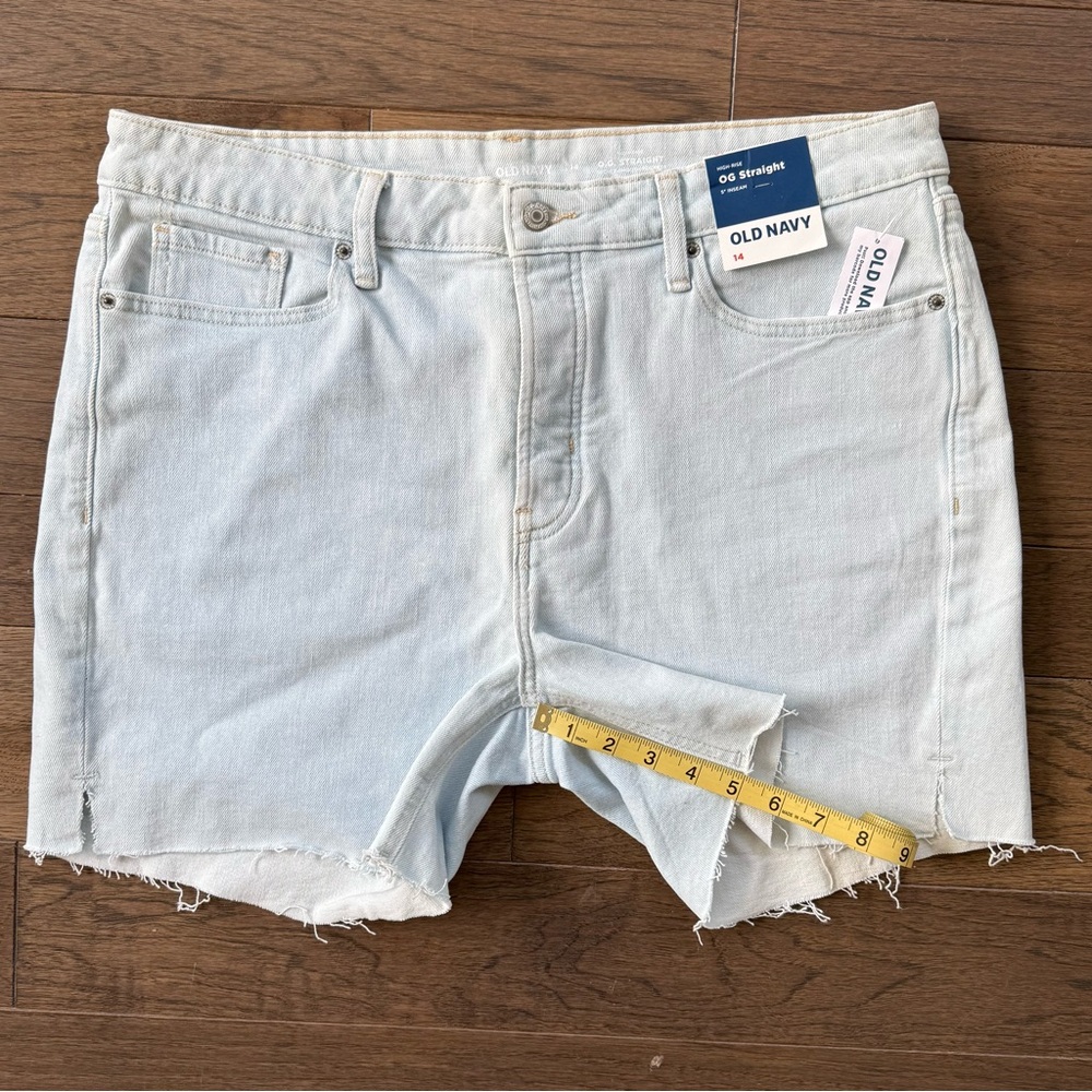 Old Navy Women's Denim High-Rise Button-Fly OG Straight Cut-Off Shorts Size 14 - Picture 8 of 12